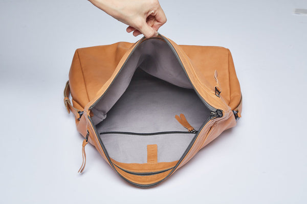 Rei Convertible Shoulder Bag | Tan - A R A M L E E ®